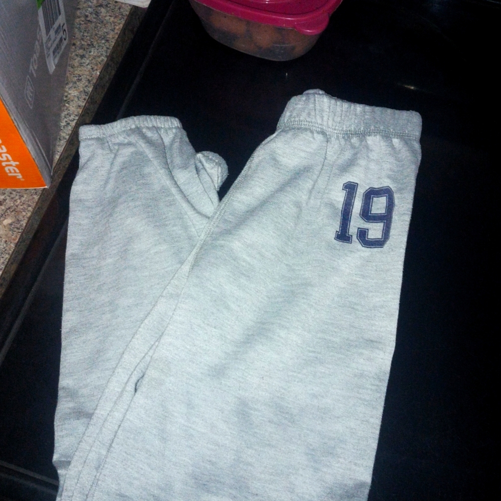 Carter's size 8 unisex joggers kids